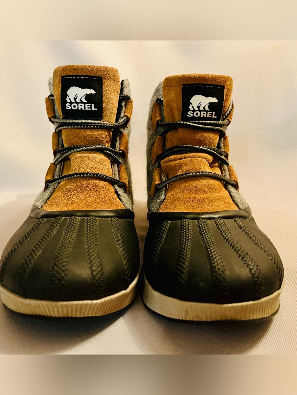 Sorel Women's Out 'N About III Classic in Camel/Gray/Black Women’s Size 9 - Picture 5 of 7